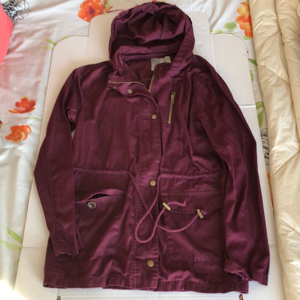 LE3NO maroon lightweight utility jacket